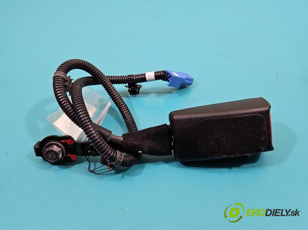 Kia Sorento III 2014-2020 2.0 crdi 185 HP automatic 136 kW 1999 cm3 5- pas bezpečnosť: predné pravý 88840C5150WK