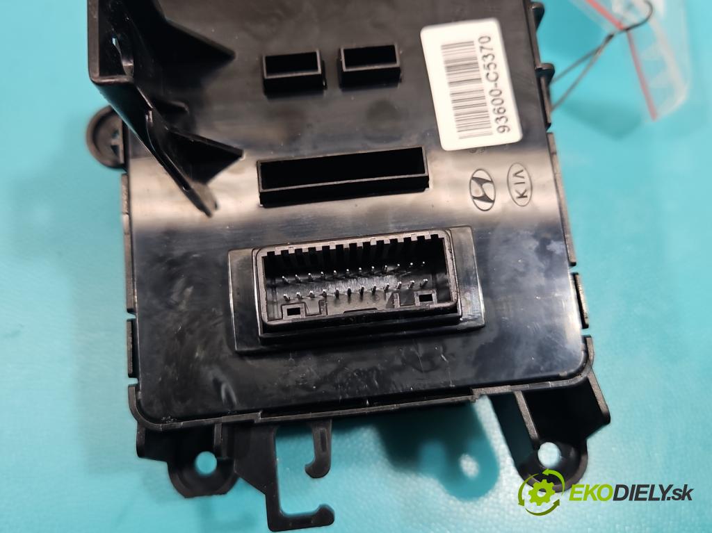 Kia Sorento III 2014-2020 2.0 crdi 185 HP automatic 136 kW 1999 cm3 5- prepínač brzda: ručný 93600-C5370 (Prepínacie páčky pod volantom)