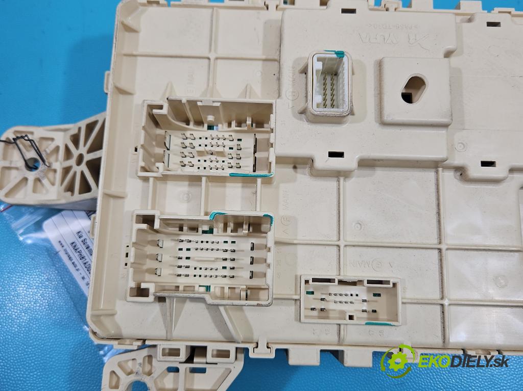 Kia Sorento III 2014-2020 2.0 crdi 185 hp automatic 136 kW 1999 cm3 5- skříňka pojistková 91950-C5511 (Pojistková skříňka)