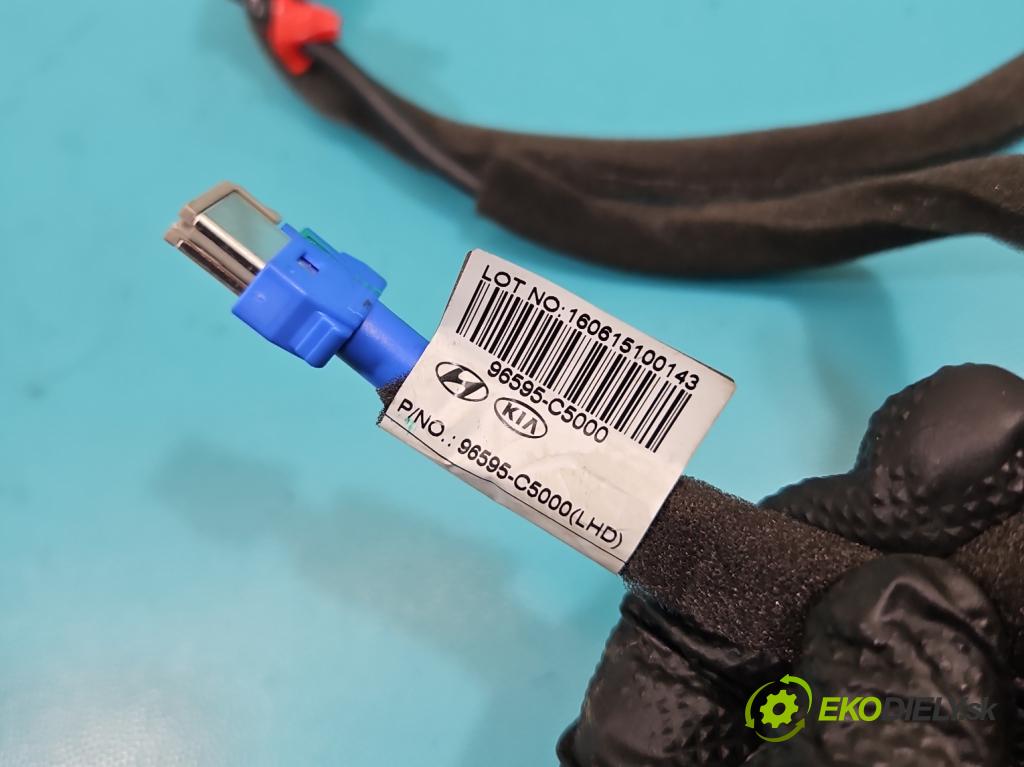 Kia Sorento III 2014-2020 2.0 crdi D4HA: 185 hp automatic 136 kW 1999 cm3 5- Balíček: 96595-C5000