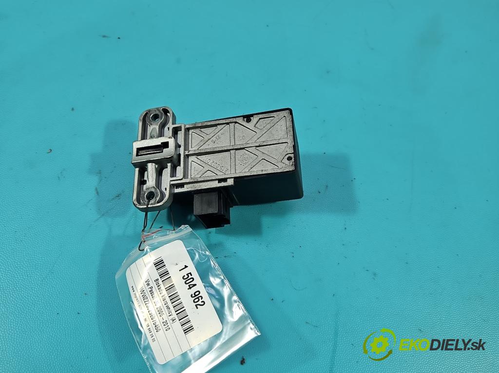 Vw Passat B6 2005-2010 2.0 tdi 170 hp automatic 125 kW 1968 cm3 5- Blokada: řízení: 3C0905861G (Řízení ostatní)