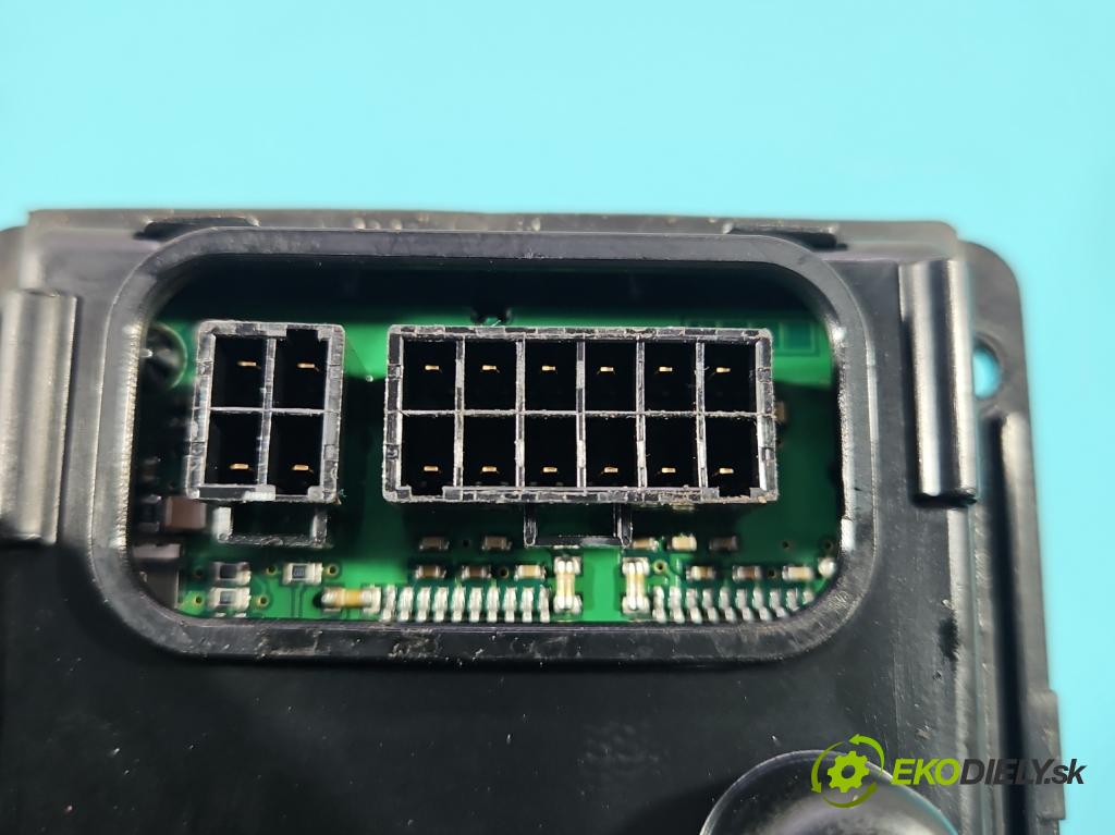 Vw Passat B6 2005-2010 2.0 tdi 170 HP automatic 125 kW 1968 cm3 5- střídač: xenon 7L6941330 (Riadiaca jednotka xenónu)