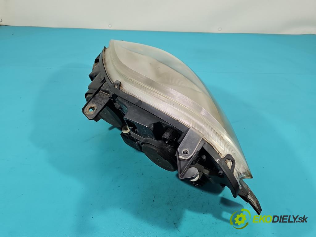 Fiat Bravo II 2007-2014 1.9 jtd 120 HP manual 88 kW 1910 cm3 5- Reflektor: pravý  (Svetlo predné pravé)