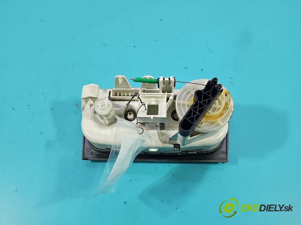 Opel Meriva A 2002-2010 1.7 cdti 101 hp manual 74 kW 1686 cm3 5- palubní deska panel topení 93329465