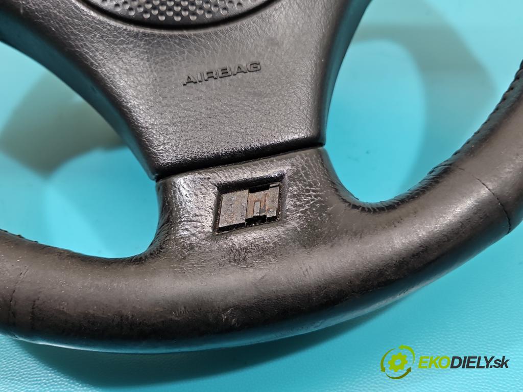 Audi A4 B5 1994-2001 1.8 T 150 HP manual 110 kW 1781 cm3 4- volant  (Volant)