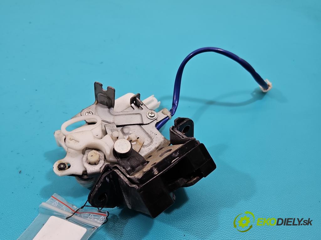 Mazda CX-9 3.7 V6 273KM: automatic 201 kW 3726 cm3 5- zámok kufrové dvere zadné