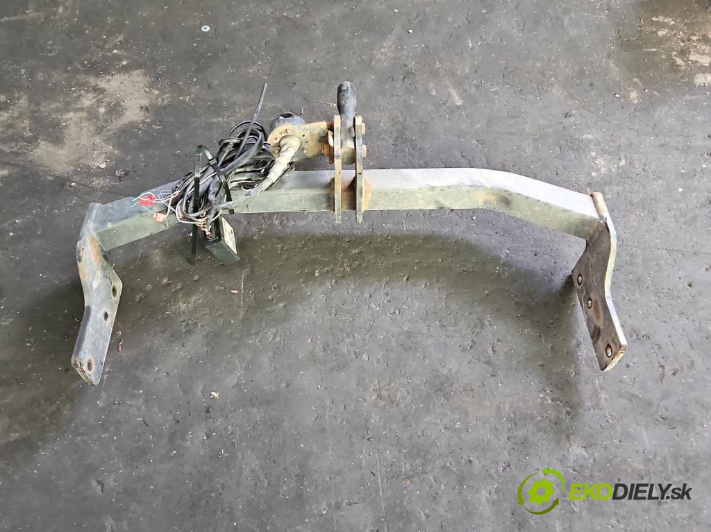 Mazda CX-9 3.7 V6 273KM: automatic 201 kW 3726 cm3 5- oko tažné  (Tažné zařízení)