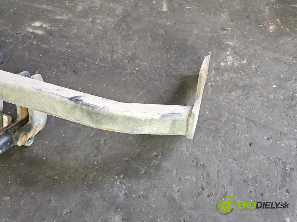 Mazda CX-9 3.7 V6 273KM: automatic 201 kW 3726 cm3 5- oko tažné  (Tažné zařízení)