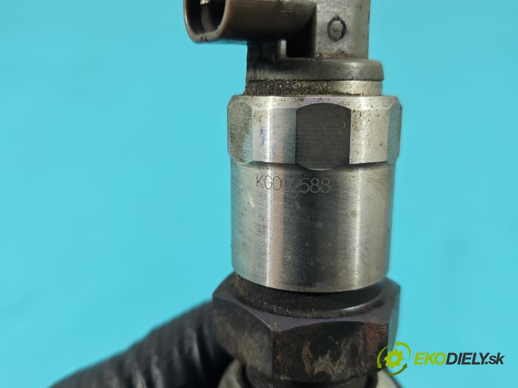 Toyota Rav4 III 2005-2012 2.2 D-CAT 177 HP manual 130 kW 2231 cm3 5- lišta vstrekovacia KG002588 (Vstrekovacia lišta)