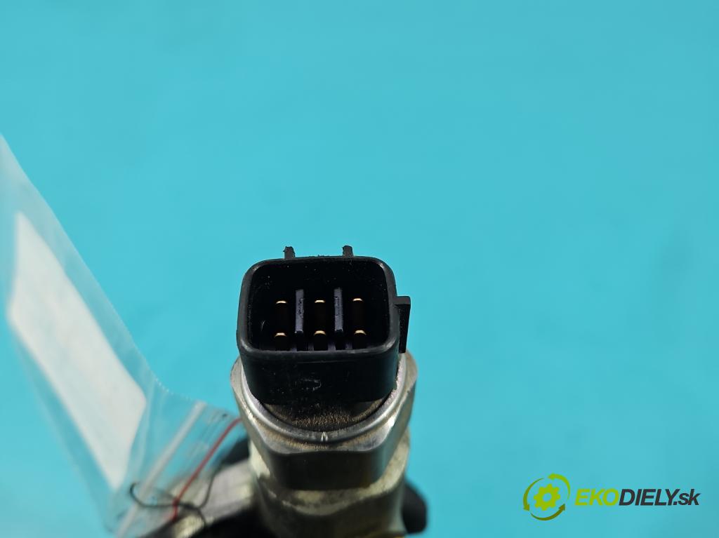 Toyota Rav4 III 2005-2012 2.2 D-CAT 177 HP manual 130 kW 2231 cm3 5- lišta vstrekovacia KG002588 (Vstrekovacia lišta)