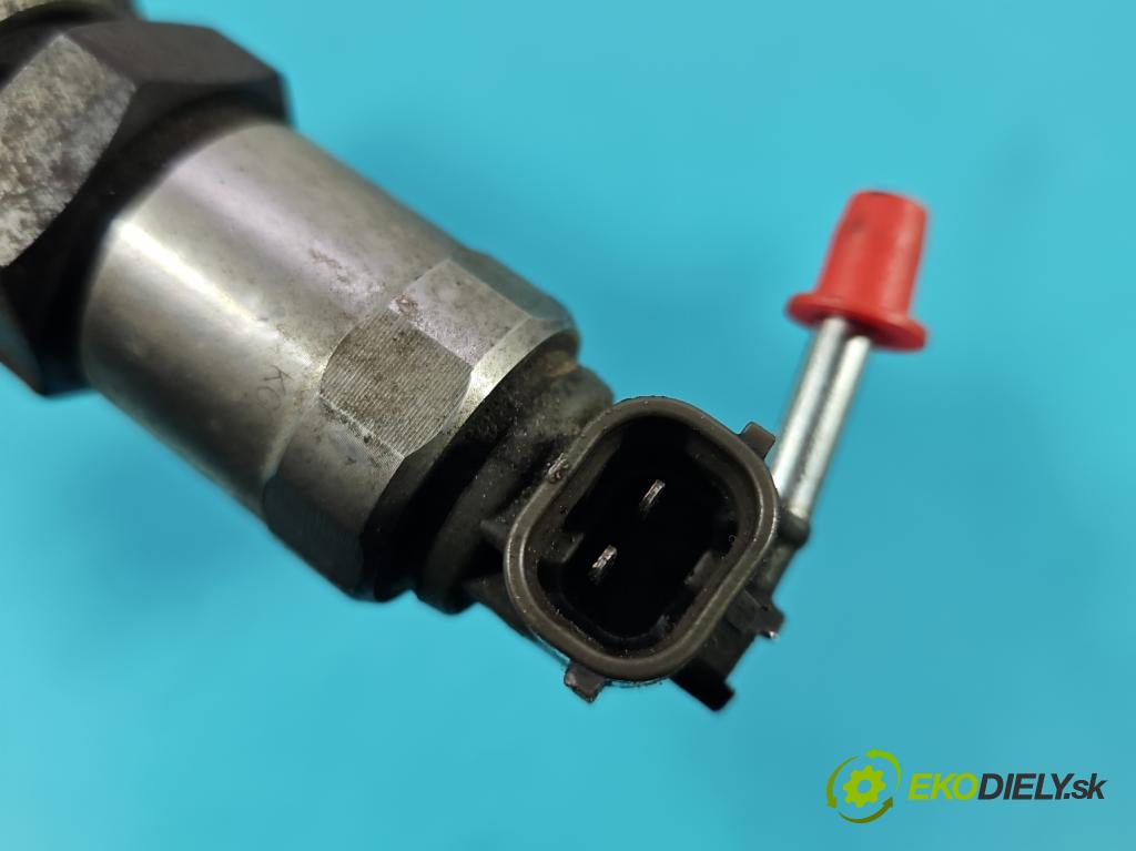 Toyota Rav4 III 2005-2012 2.2 D-CAT 177 HP manual 130 kW 2231 cm3 5- lišta vstrekovacia KG002588 (Vstrekovacia lišta)