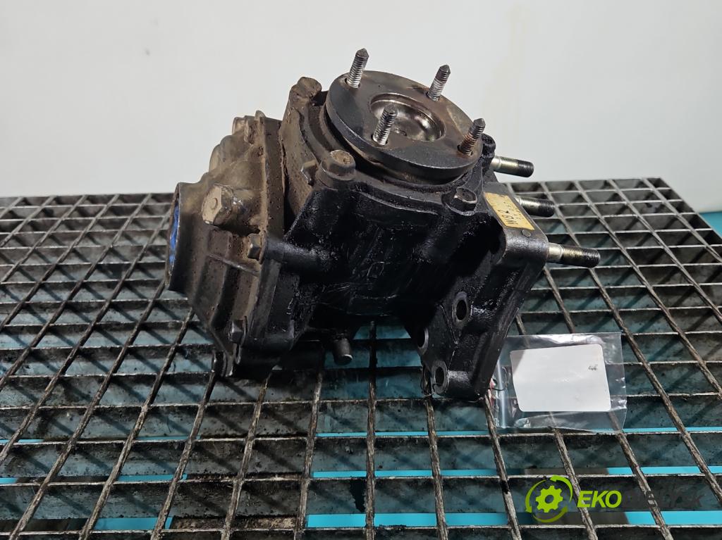 Toyota Rav4 III 2005-2012 2.2 D-CAT 177 HP manual 130 kW 2231 cm3 5- Redukce: W82