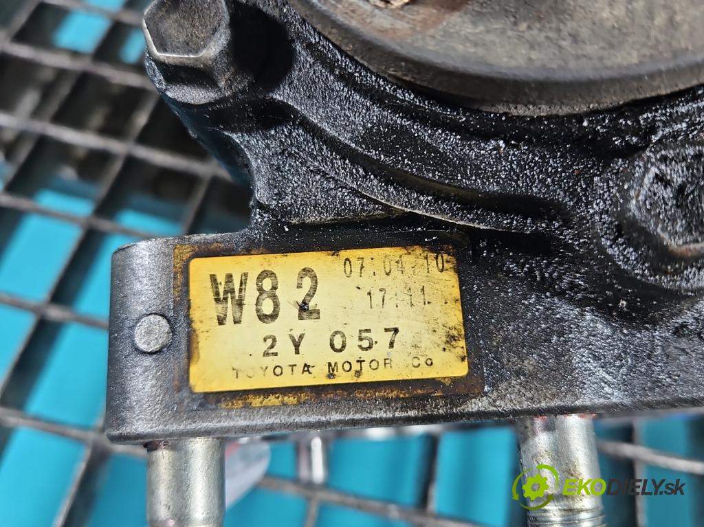 Toyota Rav4 III 2005-2012 2.2 D-CAT 177 HP manual 130 kW 2231 cm3 5- Redukce: W82