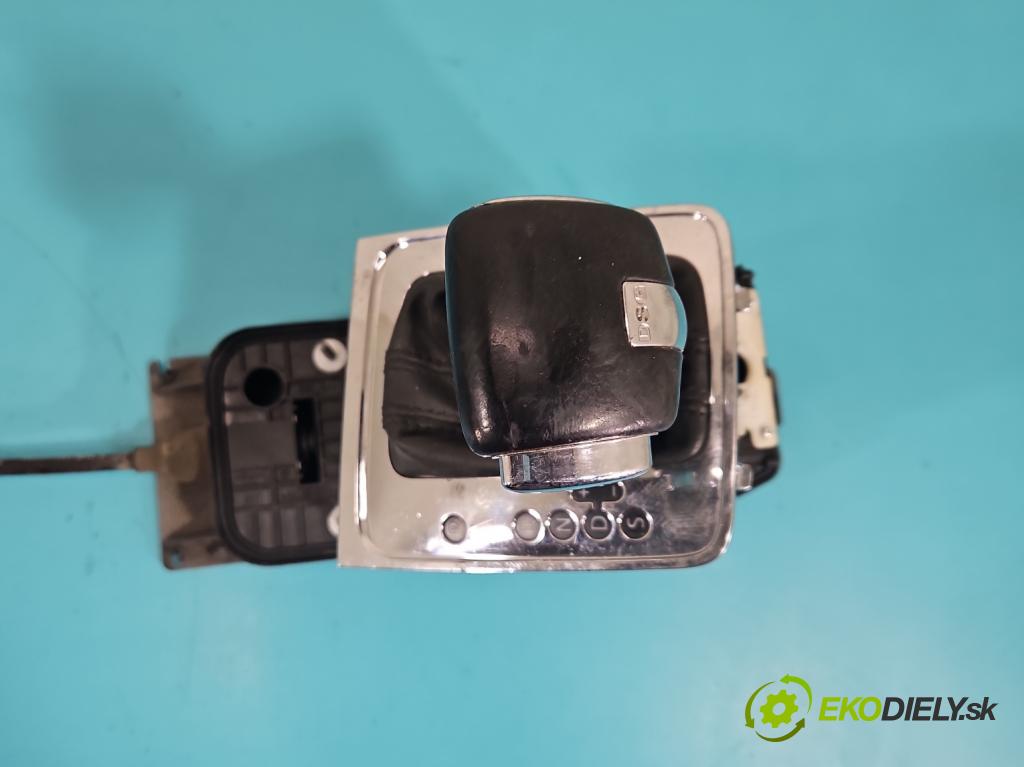 Vw Passat B6 2005-2010 2.0 tdi 170 HP automatic 125 kW 1968 cm3 5- Páka: Změny: stupeň,rýchlosť 3C1713025H (Rýchlostná páka (kulisa))