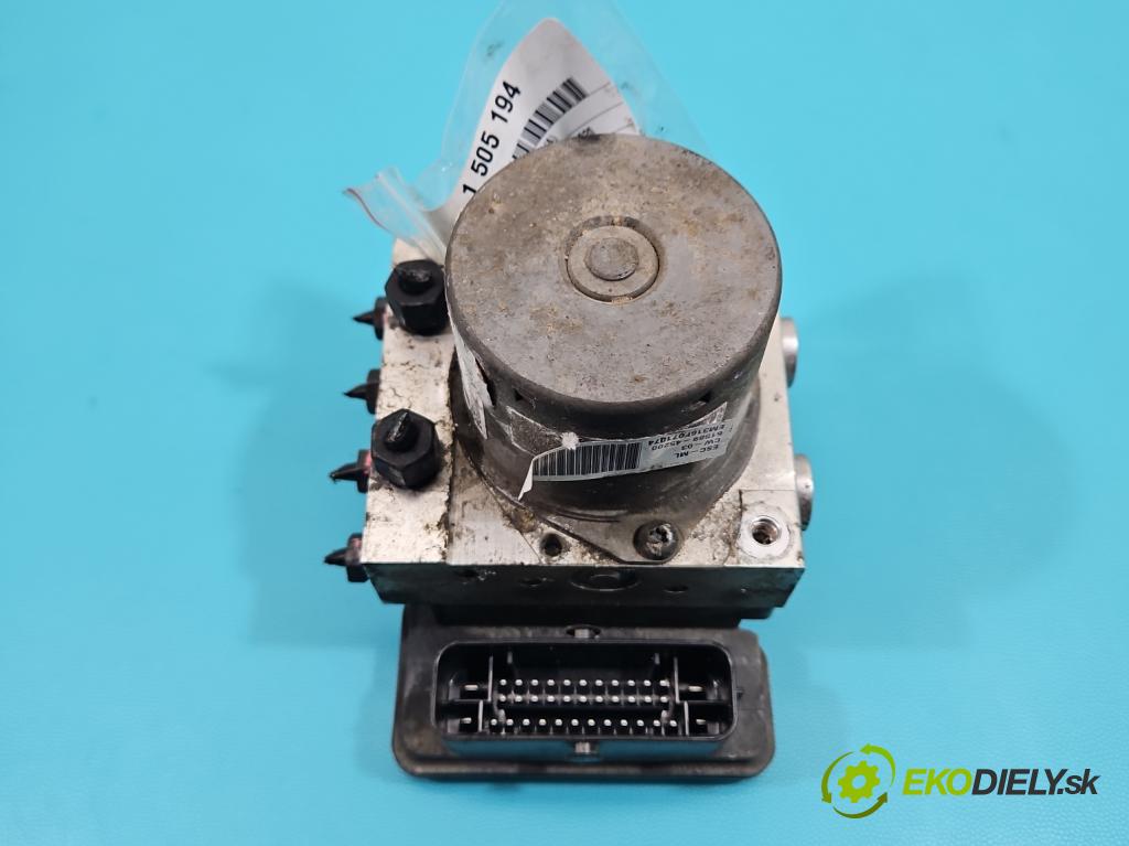 Hyundai i20 II 2014 -2020 1.2 16V 84KM manual 61.8 kW 1248 cm3 5- čerpadlo abs 61589-45200 (Pumpa ABS)