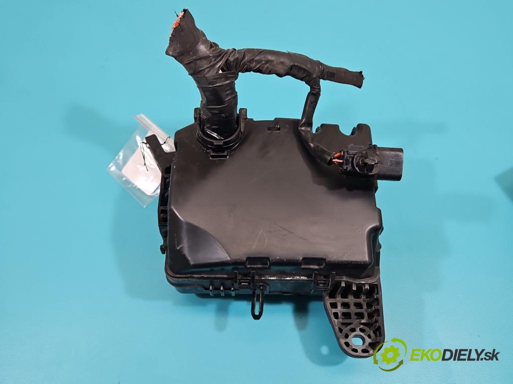 Hyundai i20 II 2014 -2020 1.2 16V 84KM manual 61,8 kW 1248 cm3 5- skříňka pojistková 91950-C8200 (Pojistková skříňka)