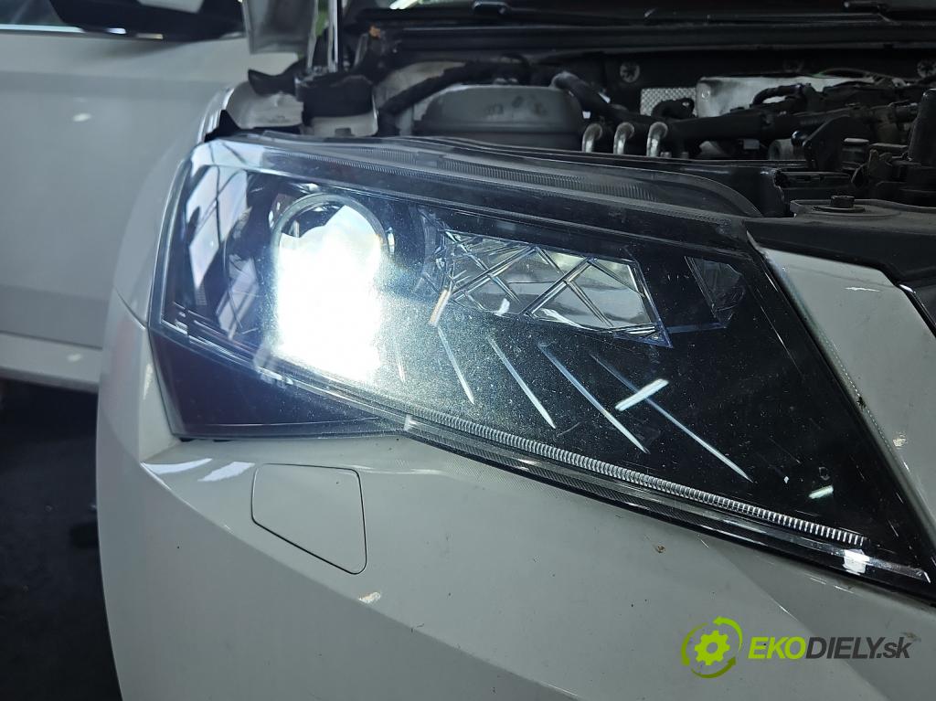 Skoda Superb III 2015-2024 2.0 tdi 190 HP automatic 140 kW 1968 cm3 5- Reflektor: pravý 3V1941016A (Svetlo predné pravé)
