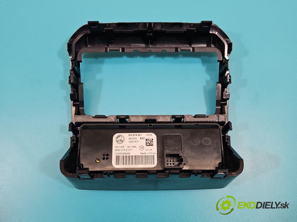 Skoda Superb III 2015-2024 2.0 tdi 190 HP automatic 140 kW 1968 cm3 5- Zobrazit: 3V0919201 (Prístrojová doska)