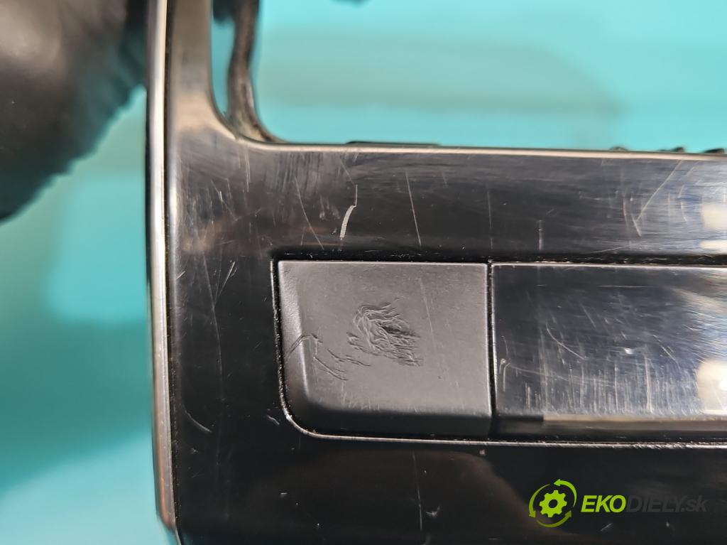 Skoda Superb III 2015-2024 2.0 tdi 190 HP automatic 140 kW 1968 cm3 5- Zobrazit: 3V0919201 (Prístrojová doska)