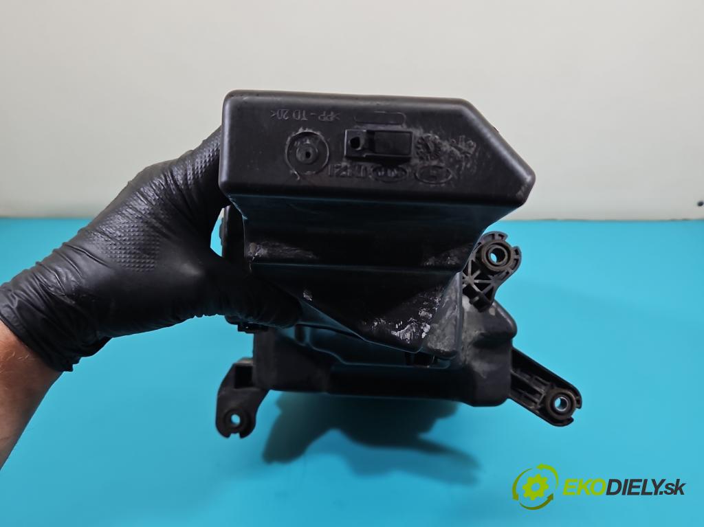 Hyundai I20 I 2008-2014 1.4 16V (G4FA) 101 hp automatic 74 kW 1396 cm3 5- obal filtra vzduchu 28112-1J000 (Kryt vzduchového filtru)