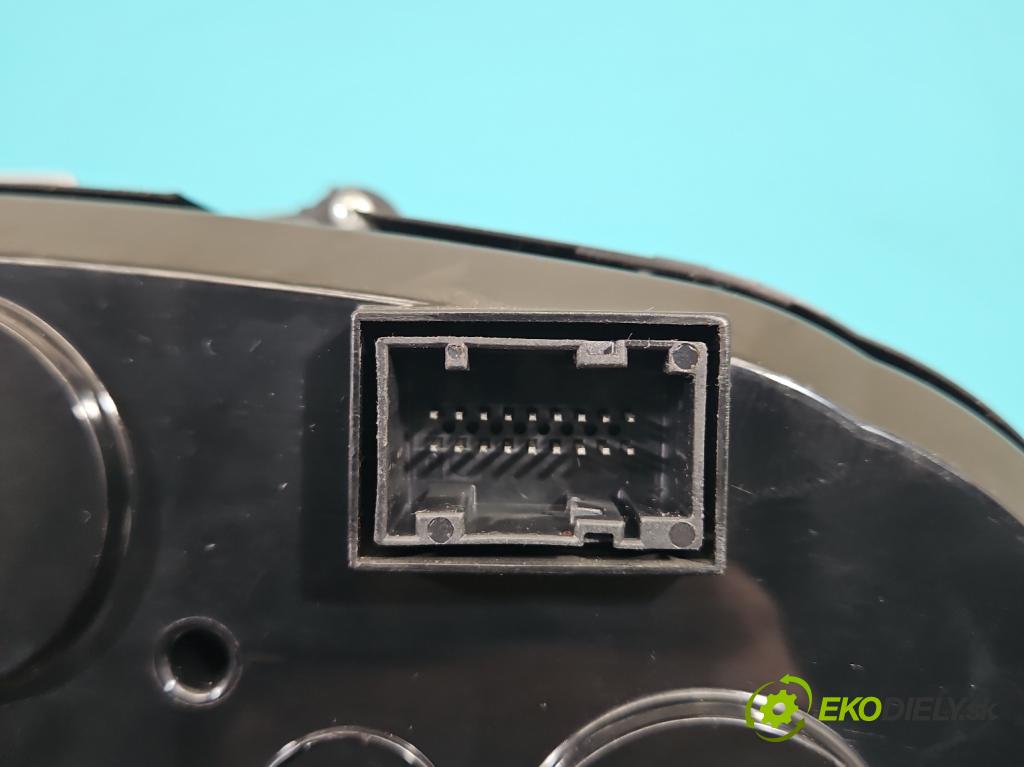 Lancia Delta III 2008-2014 1.4 T 120 HP manual 88 kW 1368 cm3 5- prístrojovka/ budíky  (Prístrojová doska)