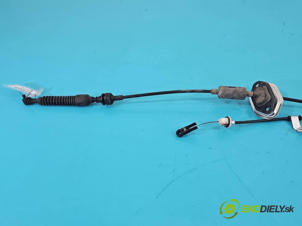 Hyundai I20 I 2008-2014 1.4 16V (G4FA) 101 HP automatic 74 kW 1396 cm3 5- Páka: Změny: stupeň,rýchlosť 46700-2MXXX (Rýchlostná páka (kulisa))