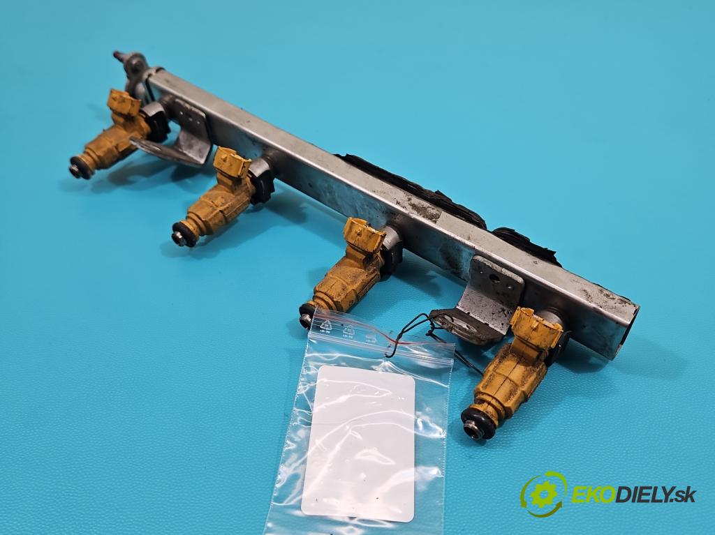 Hyundai I20 I 2008-2014 1.4 16V (G4FA) 101 HP automatic 74 kW 1396 cm3 5- vstrek 35310-2B020 (Vstrekovač paliva)