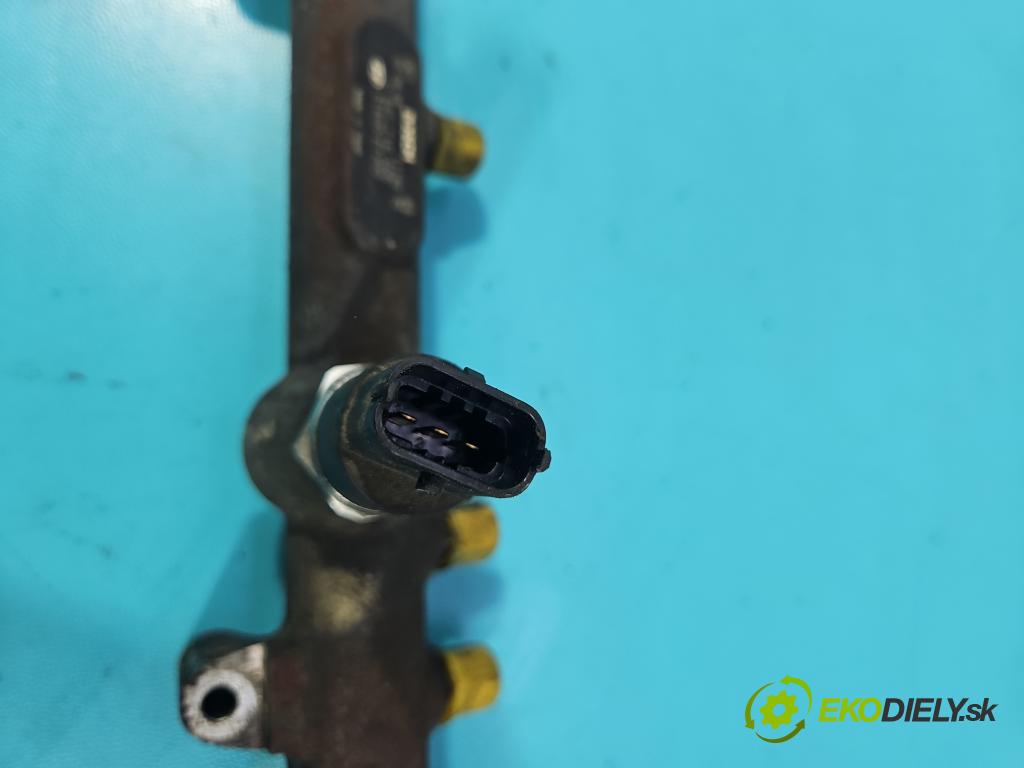 Kia Carens II 2002-2006 2.0 crdi 113 HP manual 83 kW 1991 cm3 5- lišta vstrekovacia 0445214026 (Vstrekovacia lišta)