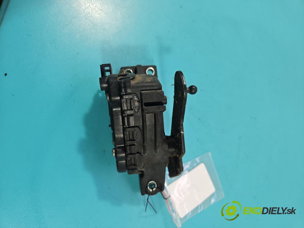 Renault Kangoo I 1998-2008 1.9 dci 80 hp manual 59 kW 1870 cm3 5- pedal plyn: potenciometr: 8200089851