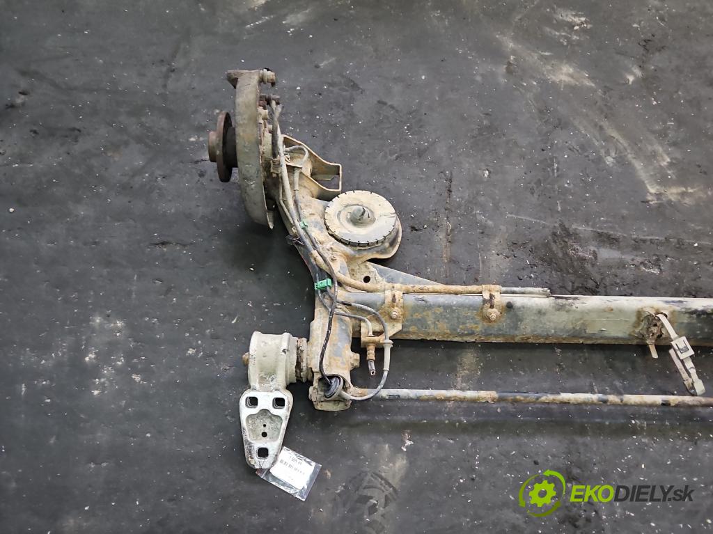 Vw Passat B5 1995-2005 1.9 tdi 90 hp manual 66 kW 1896 cm3 4- zadní výztuha  (Zadní výztuha)