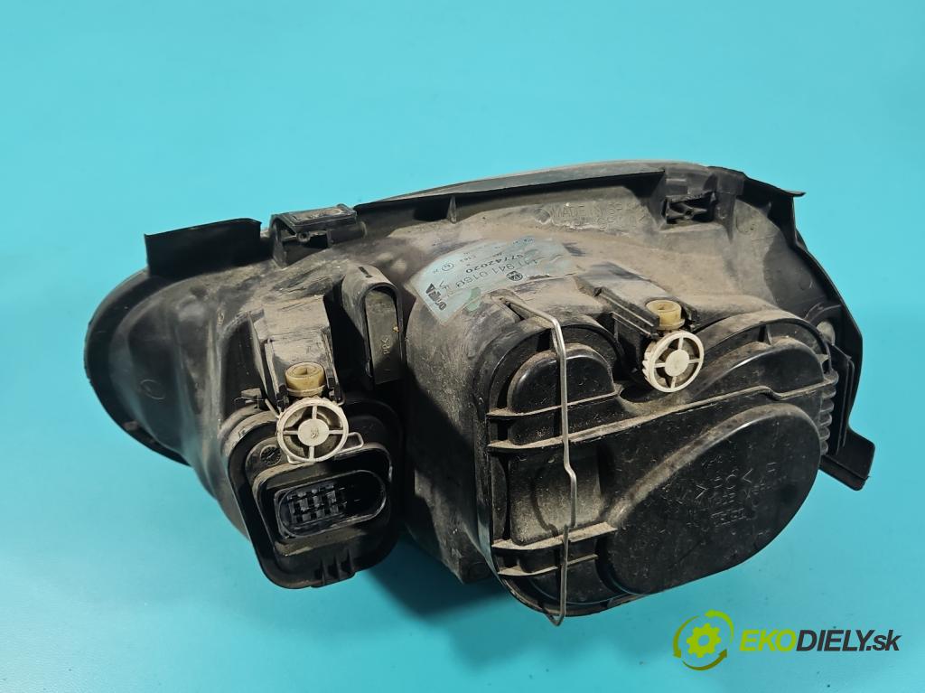 Vw Golf IV 1997-2003 1.4 16V 75 HP manual 55 kW 1390 cm3 5- Reflektor: pravý 1J1941016B (Svetlo predné pravé)