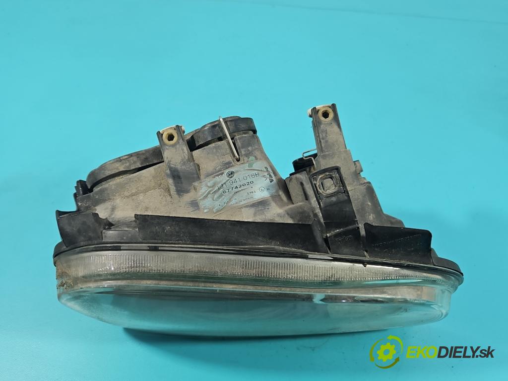 Vw Golf IV 1997-2003 1.4 16V 75 HP manual 55 kW 1390 cm3 5- Reflektor: pravý 1J1941016B (Svetlo predné pravé)