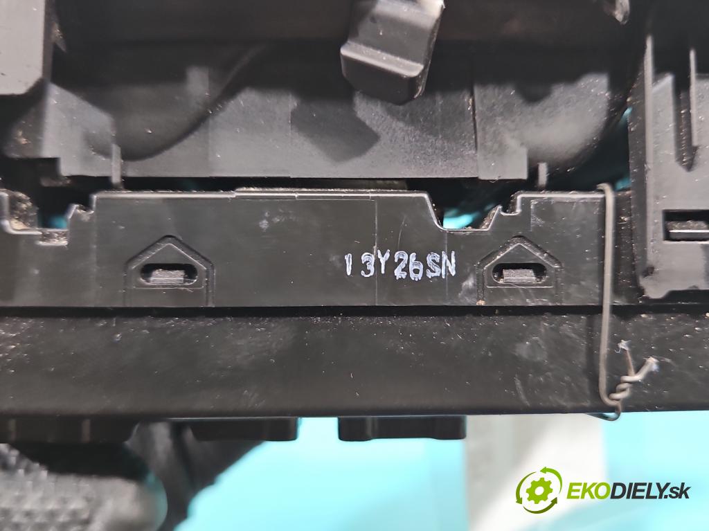 Nissan Qashqai II J11 2013-2021 1.6 dci 131 hp manual 96 kW 1598 cm3 5- Přepínač oken zpětných zrcátek