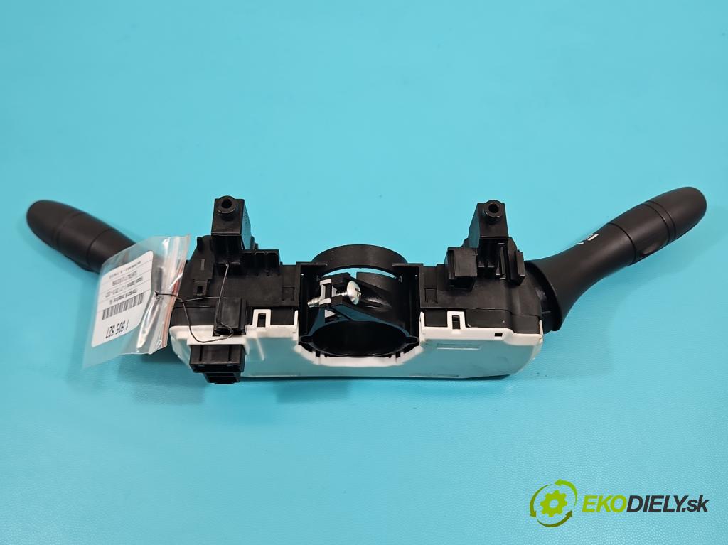 Nissan Qashqai II J11 2013-2021 1.6 dci 131 HP manual 96 kW 1598 cm3 5- prepínač komplex:  (Prepínacie páčky pod volantom)