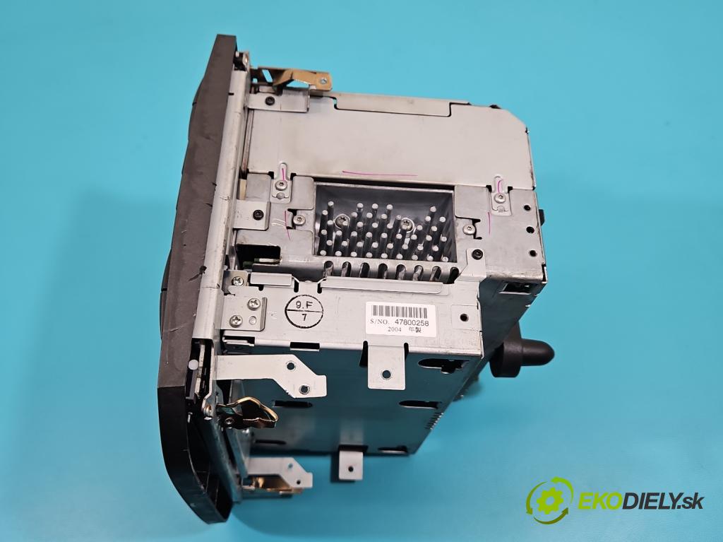 Ford Focus Mk2 2004-2011 2.0 tdci 136 HP manual 100 kW 1997 cm3 5- Radio originál 4M5T-18B988-AC