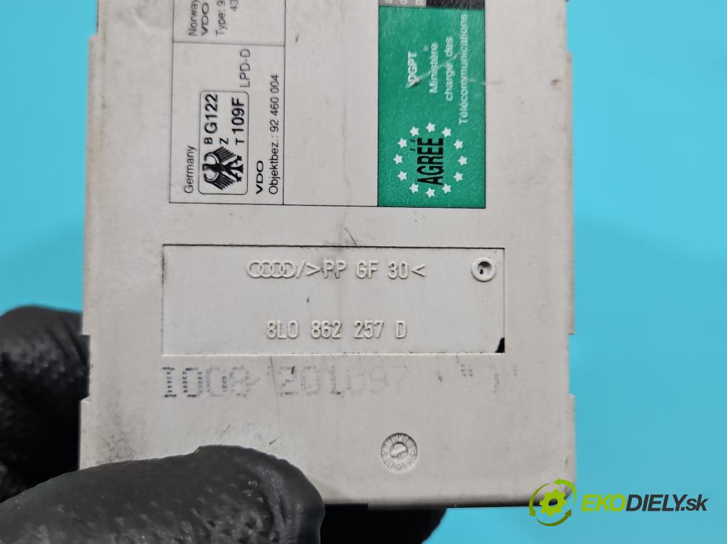 Audi A4 B5 1994-2001 1.8 T 150 hp manual 110 kW 1781 cm3 4- Centrálni: zámek: 8L0862257D