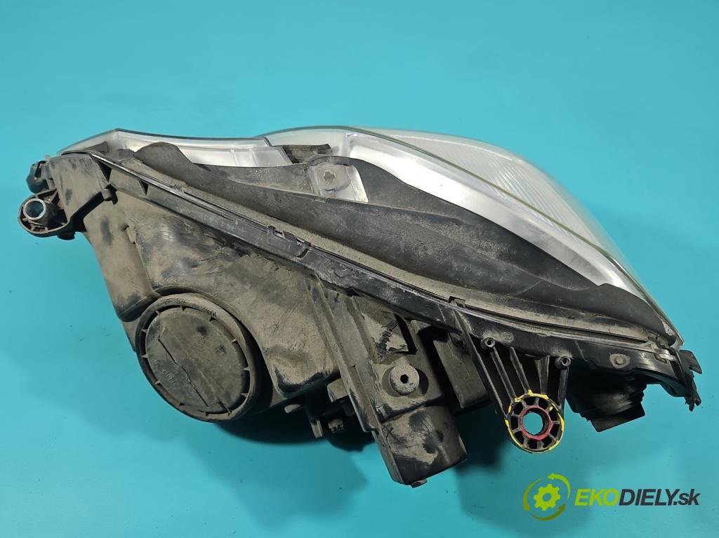 Mercedes E W212 2009-2016 2.2 CDI 136 HP automatic 100 kW 2143 cm3 5- Reflektor: pravý  (Svetlo predné pravé)