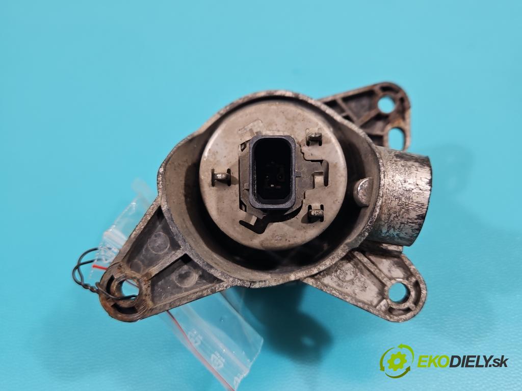 Mercedes E W212 2009-2016 2,2.0 CDI 136hp automatic 100 kW 2143 cm3 5- Halogen pravý A2128200456 (Klika dveří ostatní)