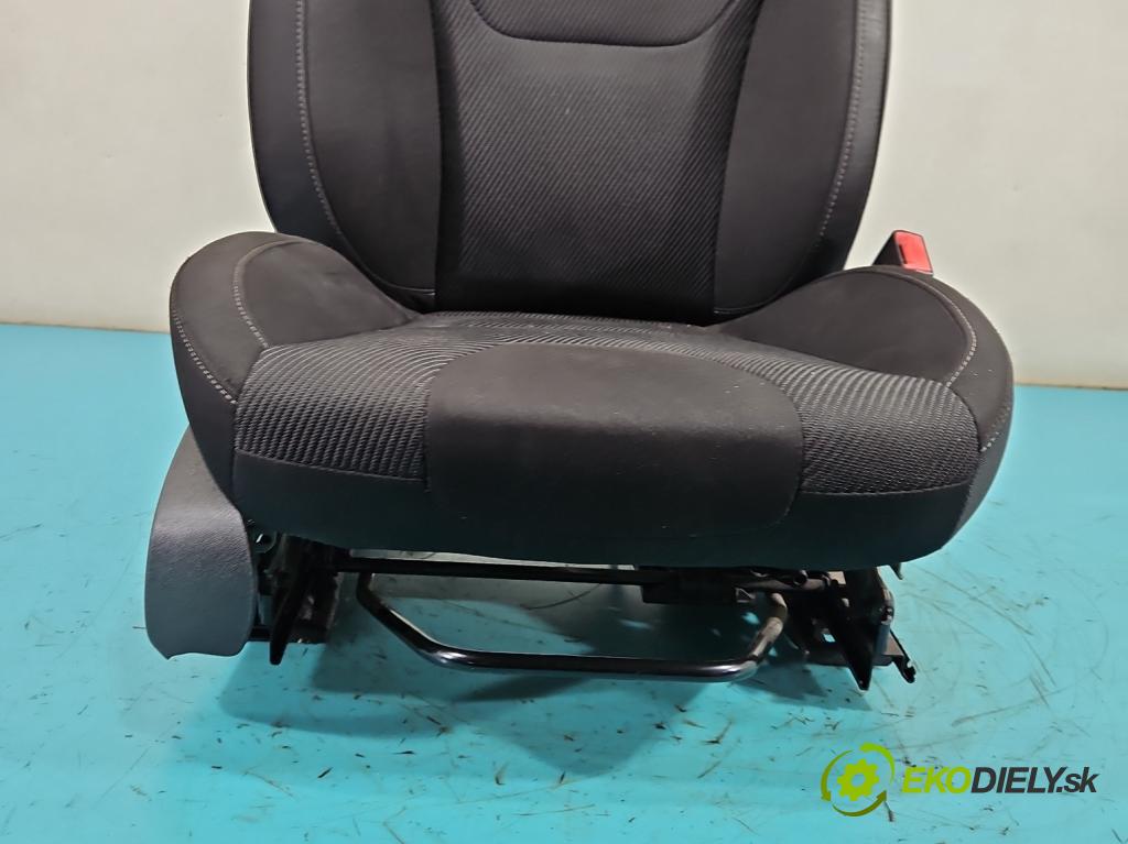 Ford Mondeo Mk5 2014-2022 2.0 tdci 179KM automatic 132 kW 1997 cm3 5- Sedačka pravý  (Sedadlo)