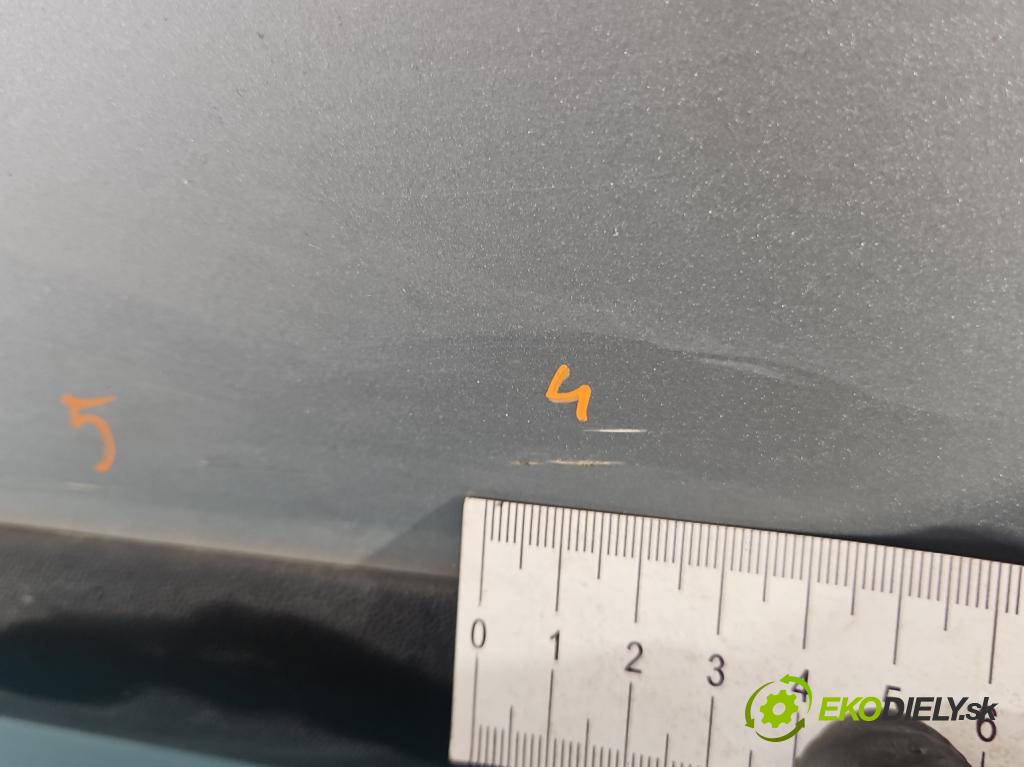 Vw Golf V 2003-2009 1.9 tdi 105 hp manual 77 kW 1896 cm3 5- dveře zadní levé  (Klika dveří ostatní)