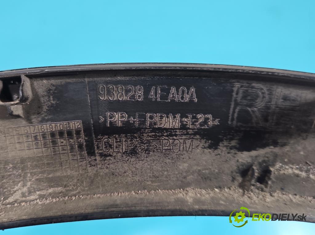 Nissan Qashqai II J11 2013-2021 1.6 dci 131 HP manual 96 kW 1598 cm3 5- lišta blatník zadné pravé 938284EA0A (Lišta)