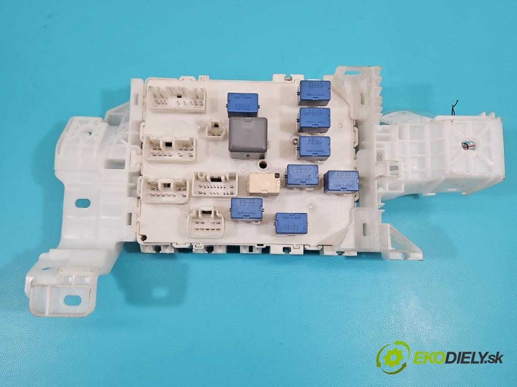 Suzuki SX4 S-Cross 2013-2021 1.6 16V 120 hp manual 88 kW 1586 cm3 5- skříňka pojistková AA10-2667 (Pojistková skříňka)