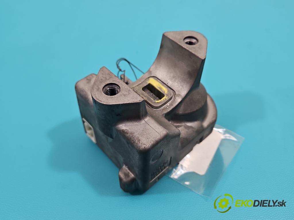 Suzuki SX4 S-Cross 2013-2021 1.6 16V 120 HP manual 88 kW 1586 cm3 5- Blokáda: řízení: SL-S27 (Riadenie ostatné)