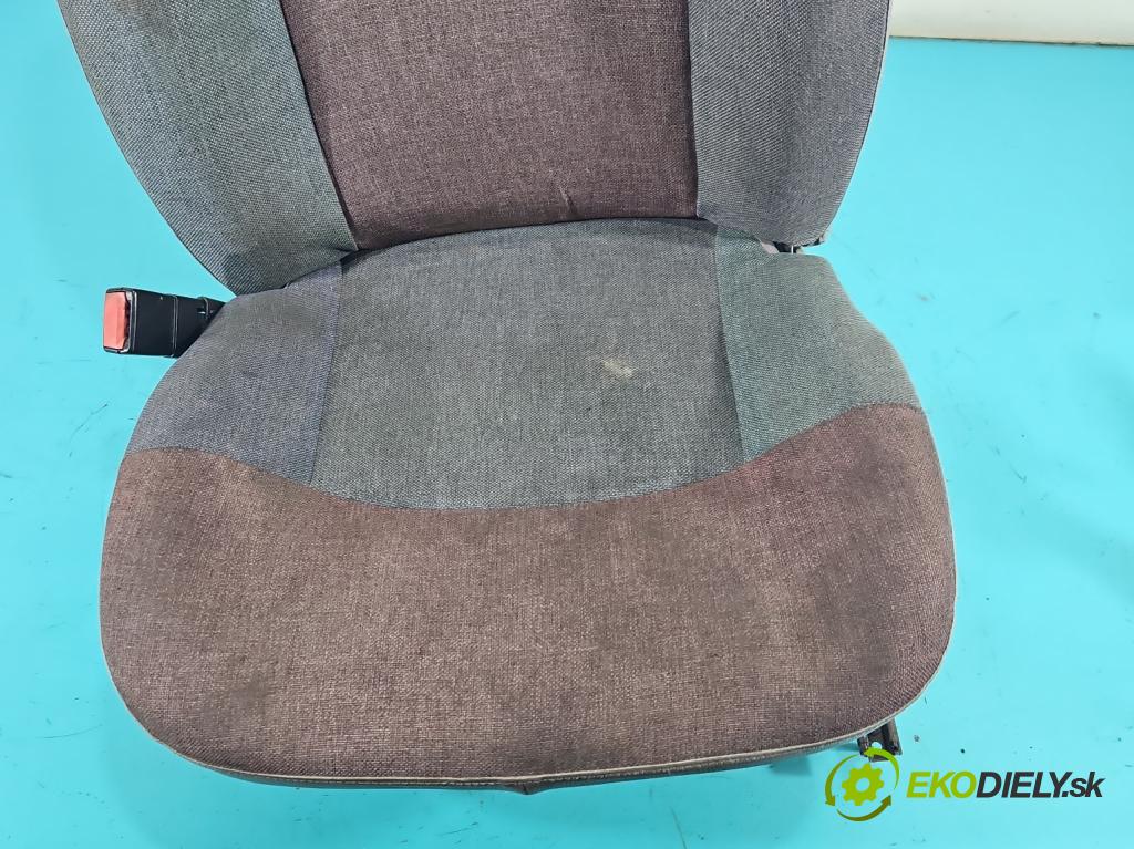 Renault Kangoo I 1998-2008 1.9 dci 80 HP manual 59 kW 1870 cm3 5- Sedačka ľavý  (Sedadlo)