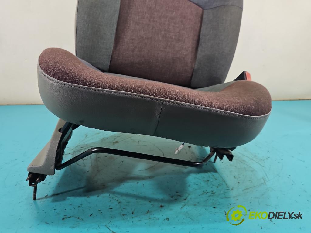 Renault Kangoo I 1998-2008 1.9 dci 80 HP manual 59 kW 1870 cm3 5- Sedačka pravý (Sedadlo)