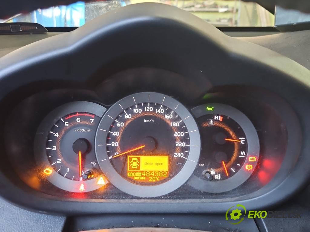 Toyota Rav4 III 2005-2012 2.2 D4D 136 HP manual 100 kW 2231 cm3 5- prístrojovka/ budíky 83800-42D03 (Prístrojová doska)