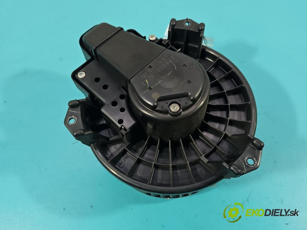Toyota Rav4 III 2005-2012 2.2 D4D 136hp manual 100 kW 2231 cm3 5- ventilátor vzduchu 272700-8043