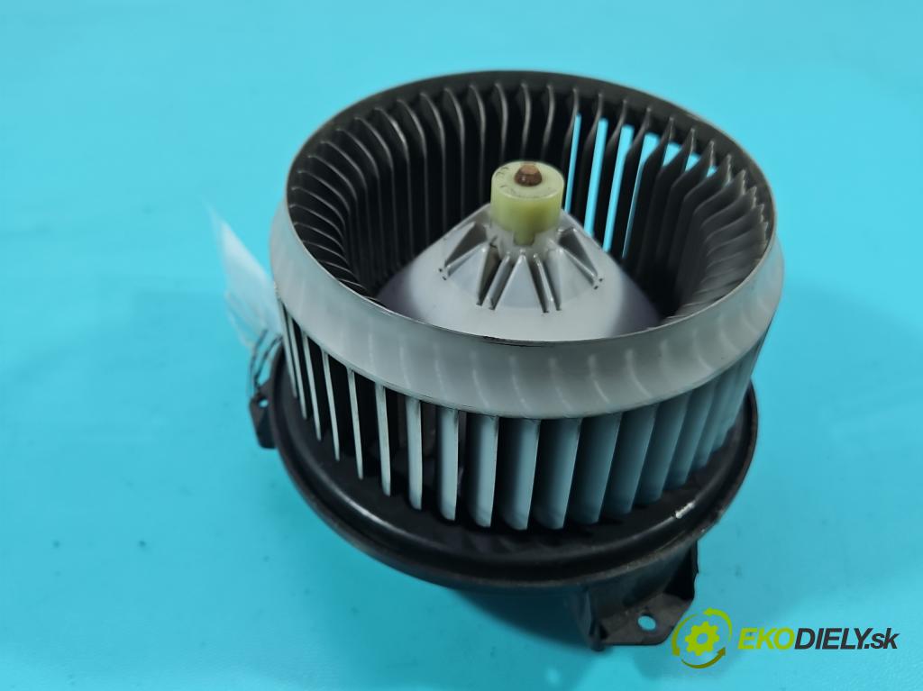 Toyota Rav4 III 2005-2012 2.2 D4D 136hp manual 100 kW 2231 cm3 5- ventilátor vzduchu 272700-8043