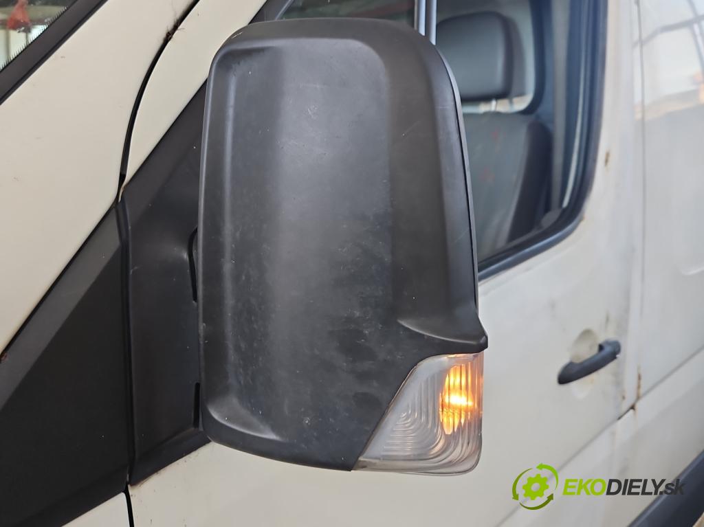 Vw Crafter 2006-2016 2.5 tdi 109 hp manual 80 kW 2461 cm3 4- zpětné zrcátko levé  (Klika dveří ostatní)