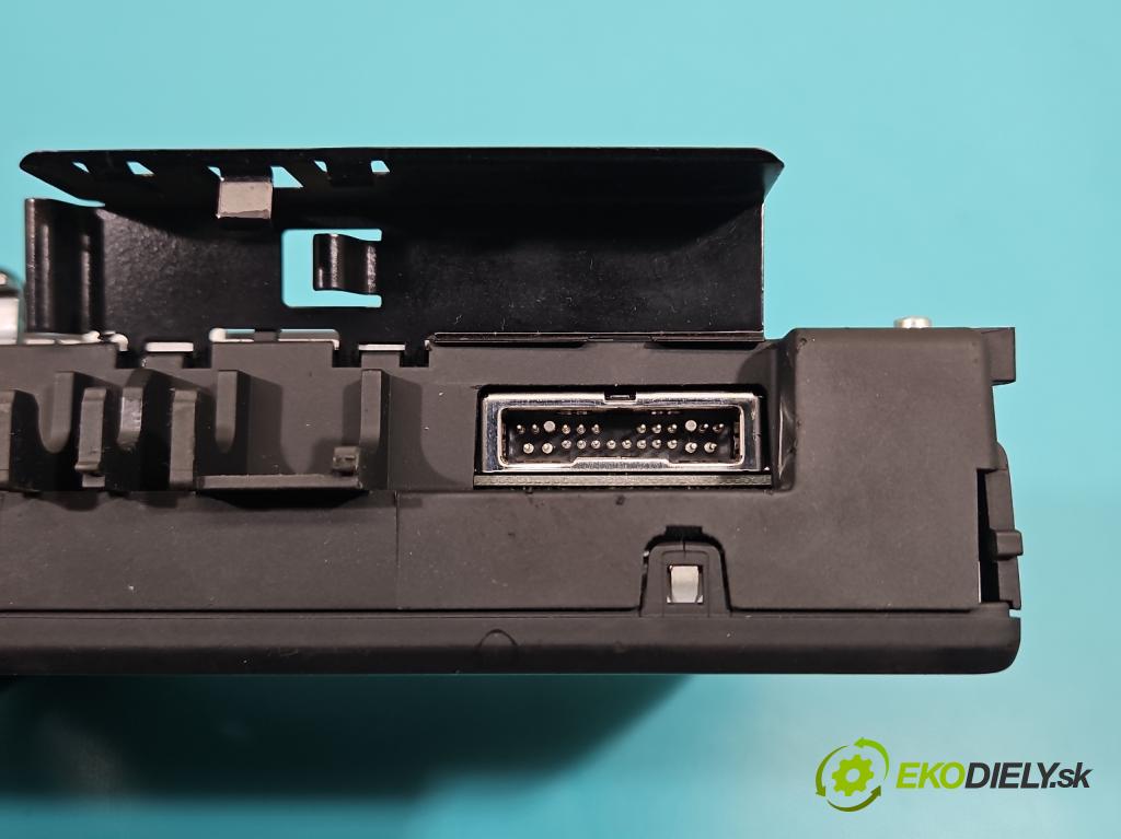 Audi A8 D3 2002-2009 3.0 tdi 232KM automatic 171 kW 2967 cm3 4- Zobrazit: 4E0919603E (Prístrojová doska)